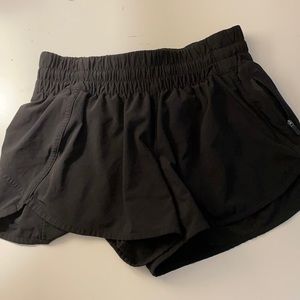 Lululemon black tracker shorts!